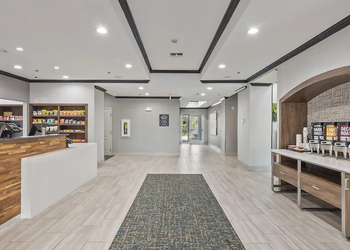 Hampton Inn & Suites Denison