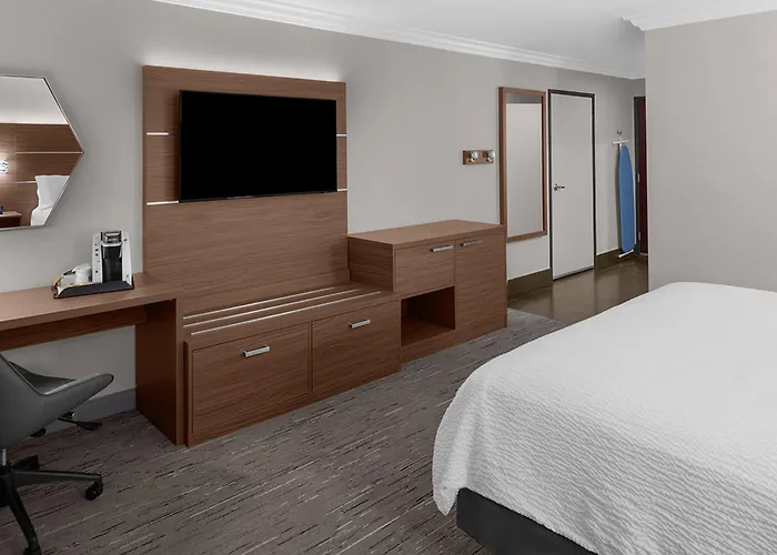 Holiday Inn Express Hotel & Suites Twentynine Palms By Ihg