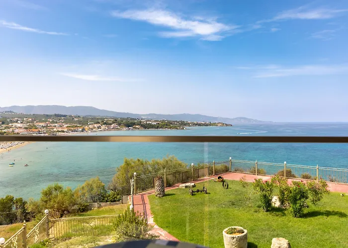 Balcony Boutique Hotel