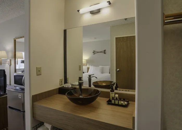 Red Sands Hotel & Spa