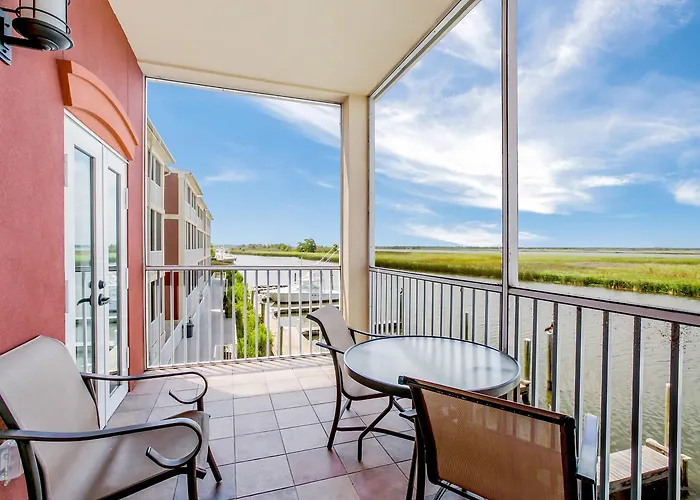 Water Street Hotel & Marina, An Ascend Collection Hotel