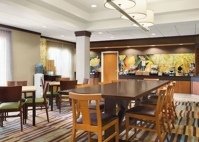 Fairfield Inn & Suites By Marriott Weirton