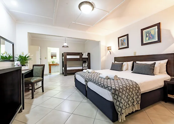 Hotel Numbi & Garden Suites