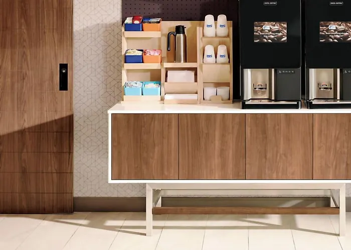 Holiday Inn Express & Suites Columbus - Ft Benning Maingate By Ihg