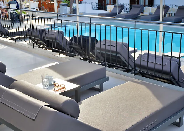 Yianna Hotel