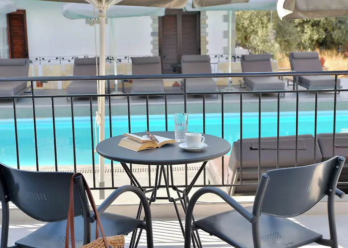 Yianna Hotel