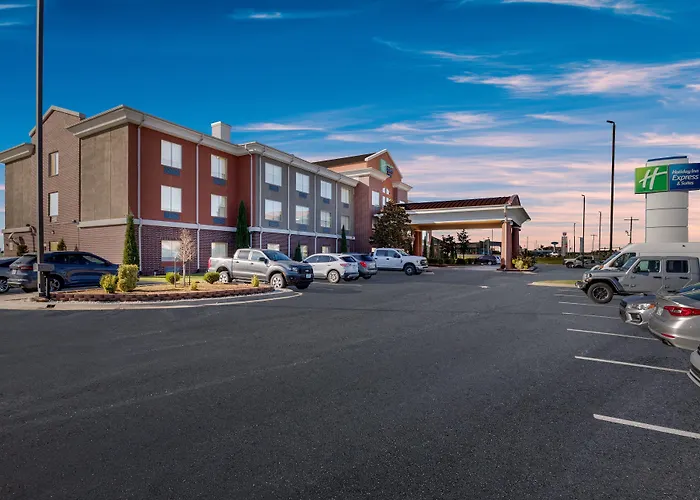 Holiday Inn Express Hotel And Suites Okmulgee