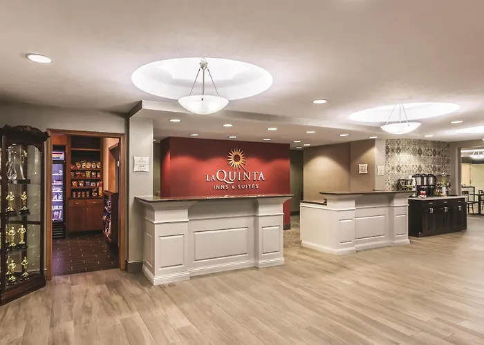 La Quinta By Wyndham Fargo-Medical Center