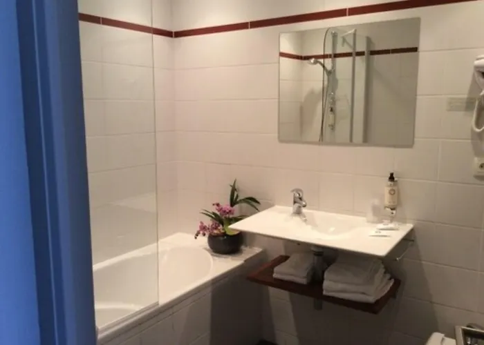 Best Western Le Duguesclin Hotel-Restaurant