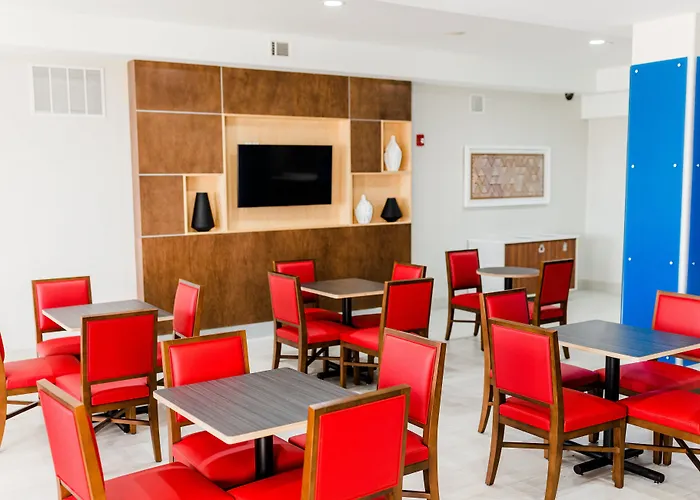 Holiday Inn Express - Andalusia By Ihg