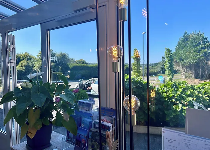 BRIT HOTEL CONFORT Lannion vers Perros-Guirec