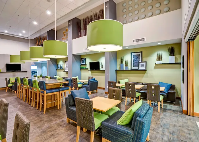 Hampton Inn & Suites Sarasota / Bradenton - Airport