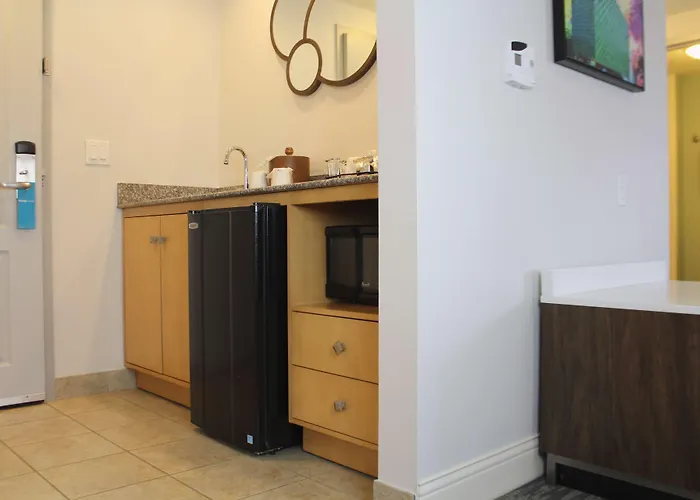 Hampton Inn & Suites Sarasota / Bradenton - Airport