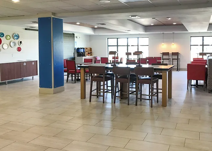 Holiday Inn Express & Suites Lubbock West By Ihg