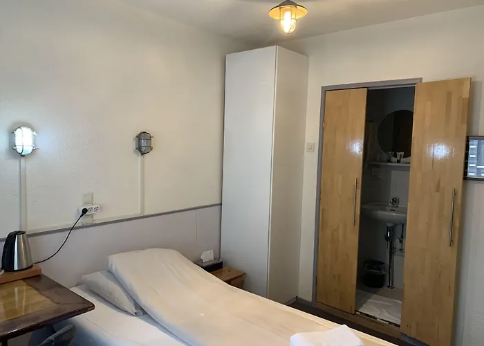 Amadeus Hotel