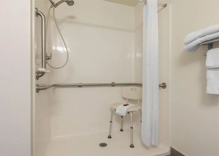 Surestay Plus Hotel By Best Western Niagara Falls East