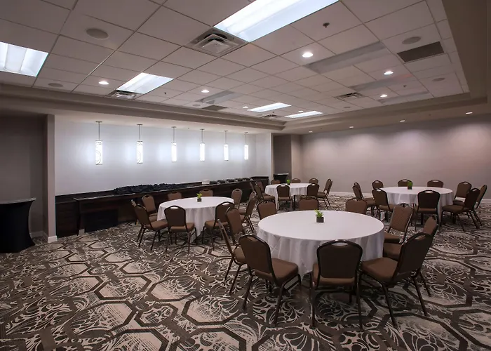 Doubletree Suites By Hilton Hotel Detroit Downtown - Fort Shelby