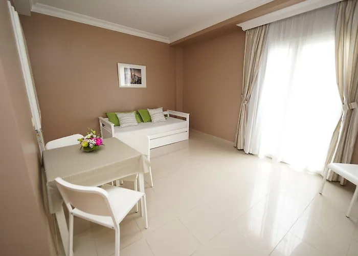 Hotel Rf Astoria - Adults Only