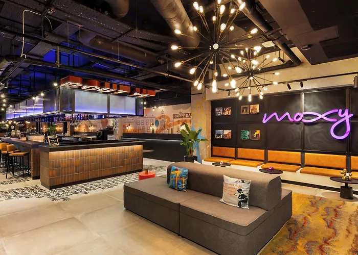 Moxy Belfast City