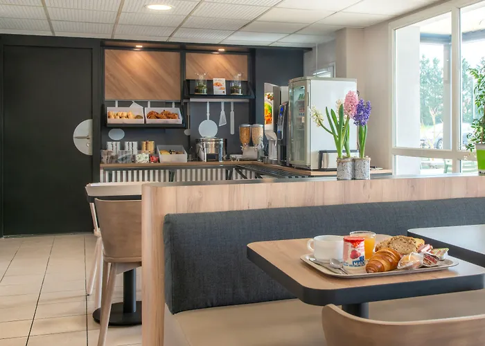 B&B Hotel Cholet Nord
