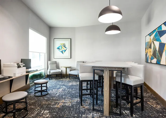 Hyatt Place Salt Lake City Downtown / The Gateway