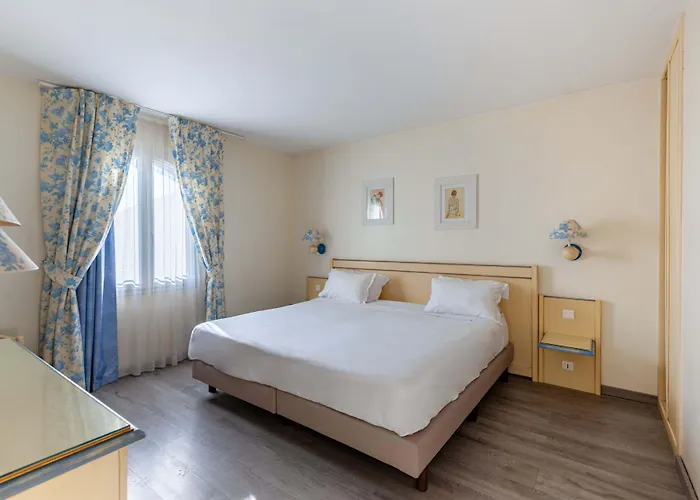 Residhotel Golf Grand Avignon