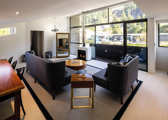 Queenstown Park Boutique Hotel