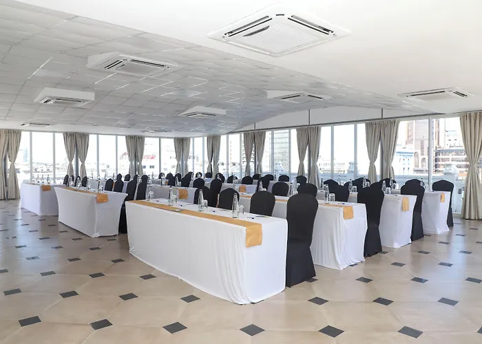 Sentrim Castle Royal Hotel