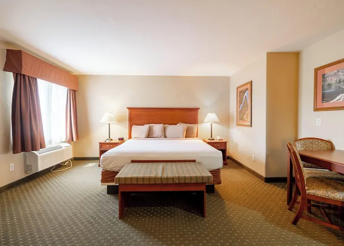 Blue Mountain Inn And Suites