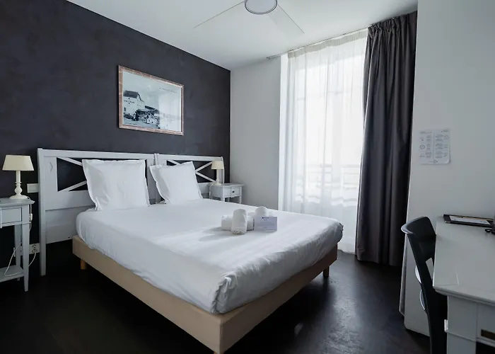 Best Western Hotel De La Plage Saint Marc Sur Mer
