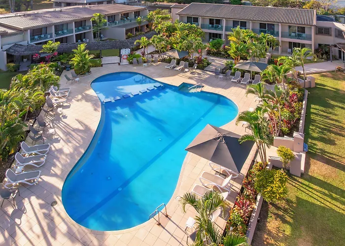 Tanoa Waterfront Hotel