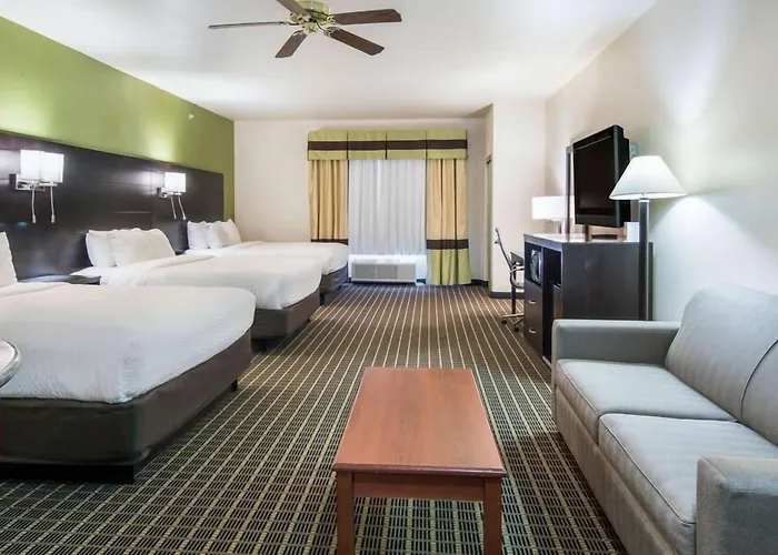 Clarion Inn & Suites Weatherford South