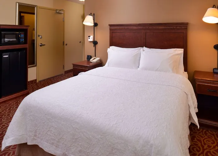 Hampton By Hilton Lincoln