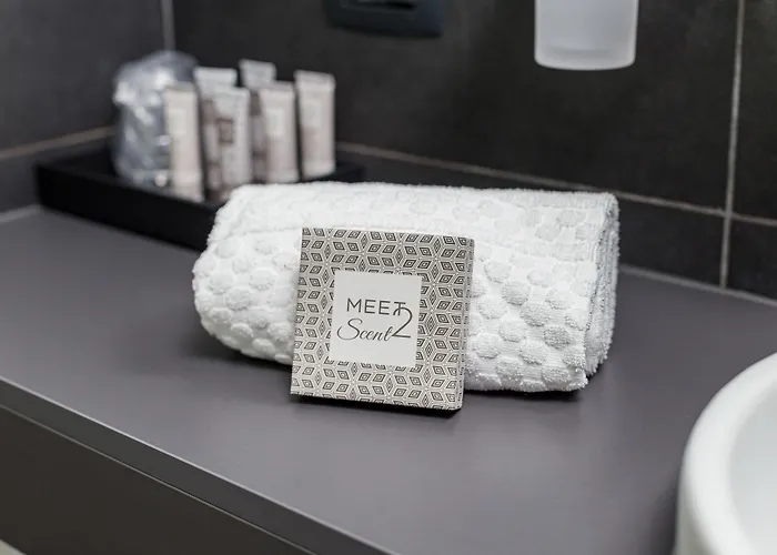 New Ipoint Hotel