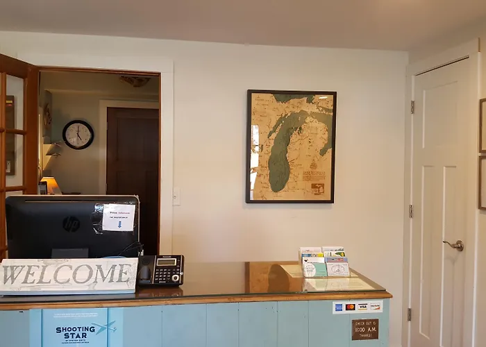 Snug Harbor Inn