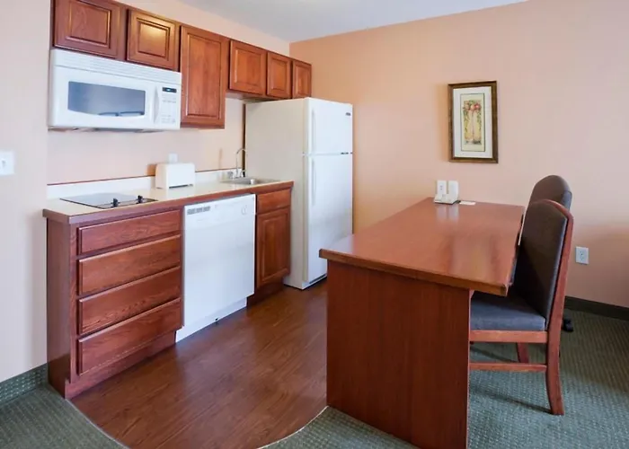 Grandstay Hotel & Suites Downtown Sheboygan