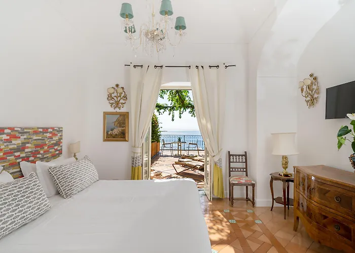 Hotel Punta Regina