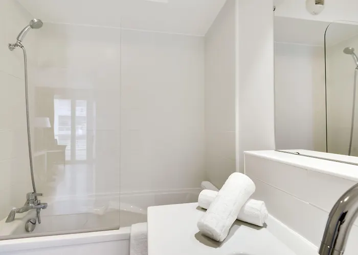Appart'Hotel Victoria Garden Pau