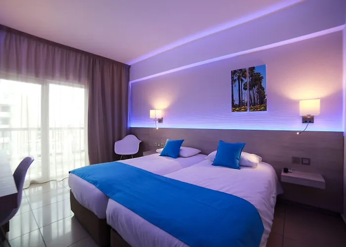 Les Palmiers Beach Boutique Hotel&Luxury Apartments