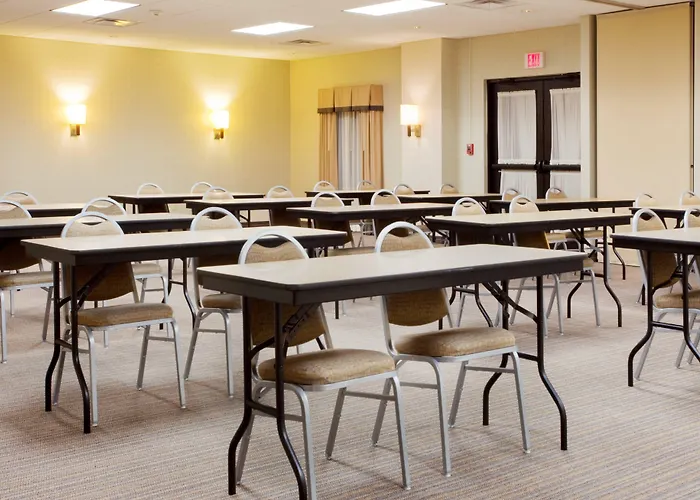 Holiday Inn Express Hotel & Suites Austell Powder Springs By Ihg