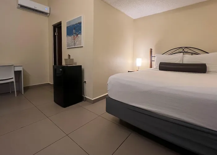 Hotel Villa Del Sol