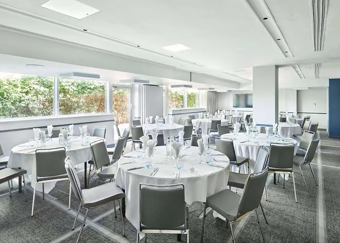 Hyatt Place London Heathrow Airport