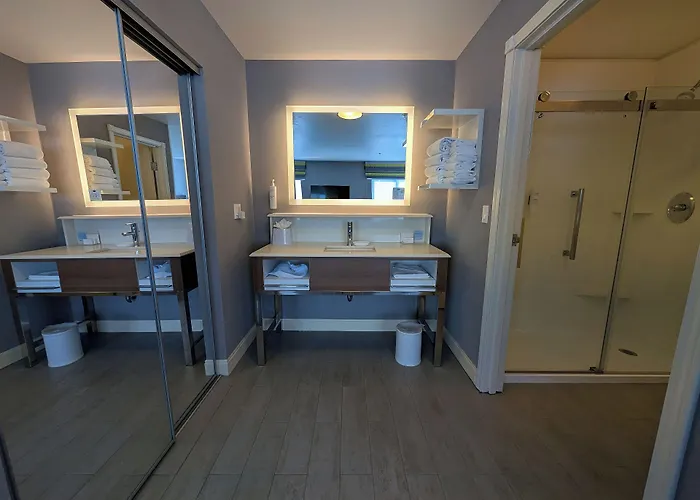 Hampton Inn&Suites Tacoma