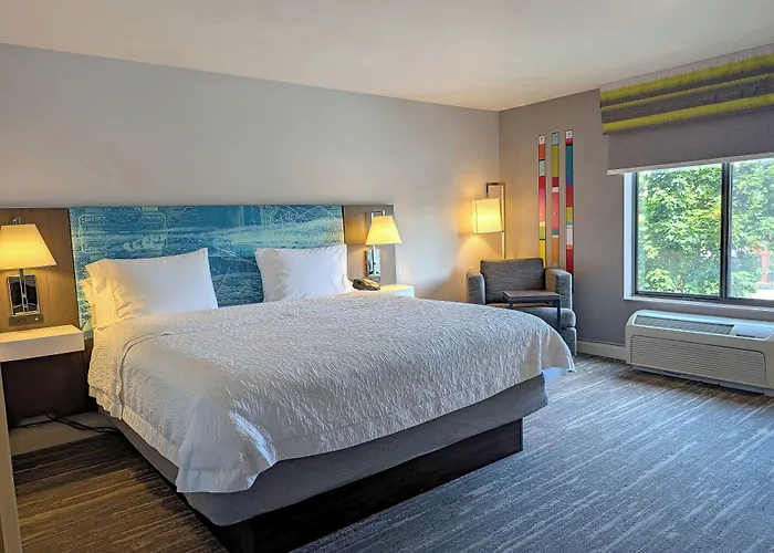 Hampton Inn & Suites Tacoma