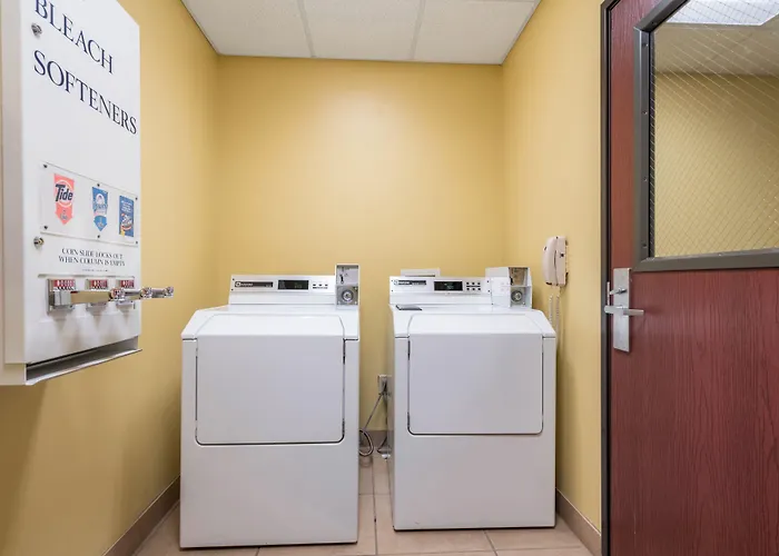 Holiday Inn Express & Suites Roanoke Rapids By Ihg