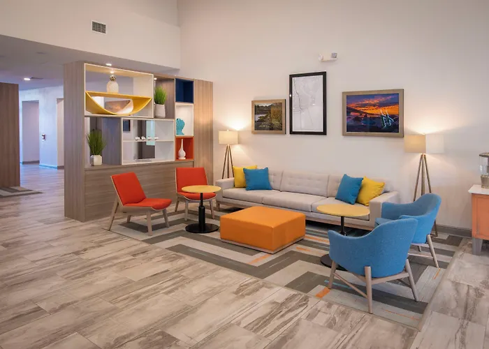 Holiday Inn Pensacola - University Area By Ihg