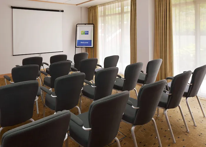 Holiday Inn Express Birmingham Redditch By Ihg