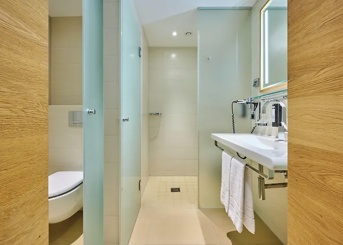 Asam Hotel
