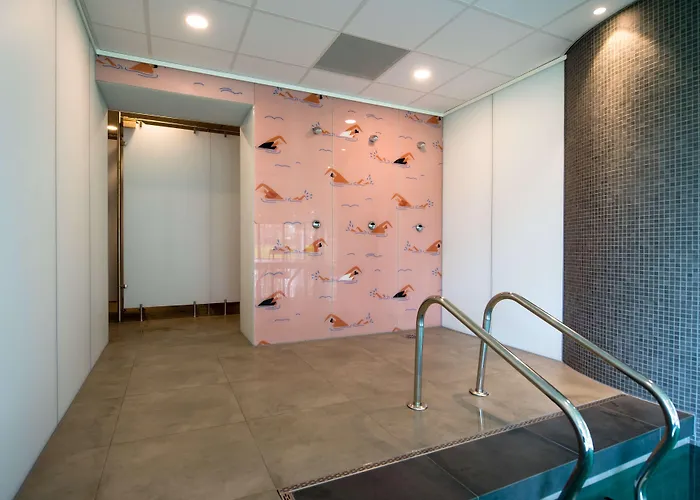 Flonk Hotel Groningen Zuid, BW Signature Collection