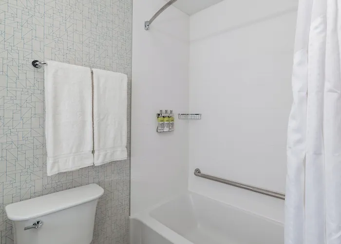 Holiday Inn Express Hotel & Suites Yuma By Ihg